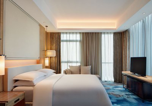 国际中端品牌布局中国市场该如何构建自身优势、探寻增量空间？